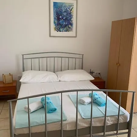 דירה 2 With Pool And Amazing Sea View לוקבה